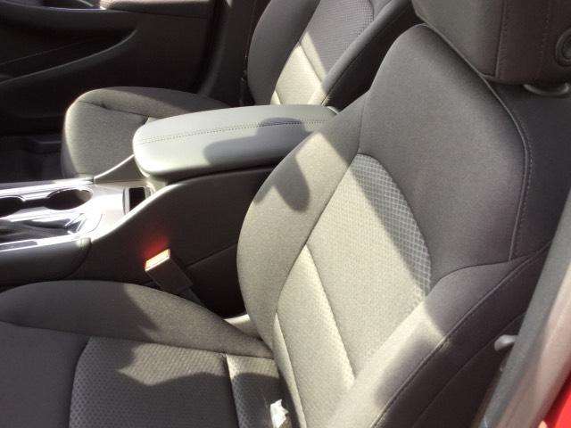 2017 Chevrolet Malibu LT 4dr Sedan